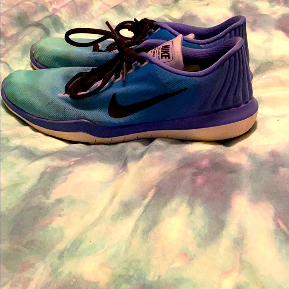Nike shoes